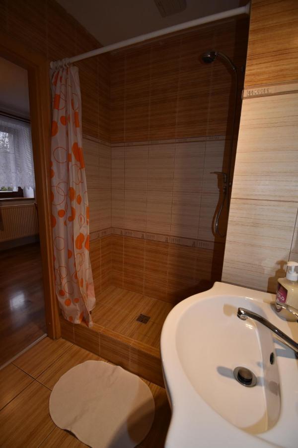 דשטנב אורליצקיץ הוראך Apartmany Snezenka מראה חיצוני תמונה